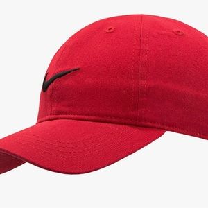 Nike Kids' Little Classic Twill Basball Hat, Black/Gym Red, 4/7